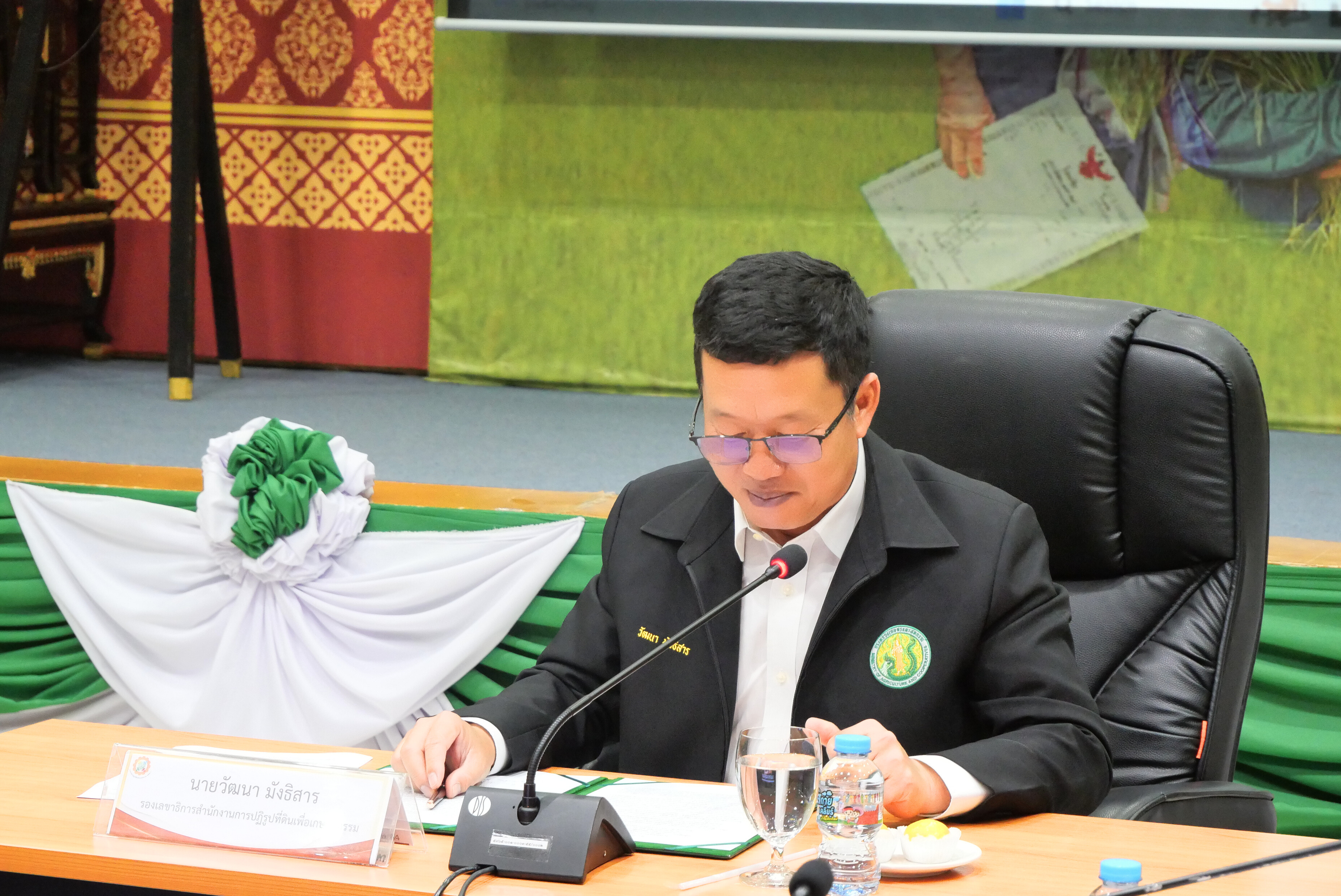 title - ส.ป.ก. จัดโครงการฝึกอบรมเชิงปฏิบัติการหลักสูตร “การเพิ่มทักษะ และเพิ่มประสิทธิภาพการดำเนินงาน อาสาสมัครปฏิรูปที่ดินเพื่อเกษตรกรรม (อสปก.)”